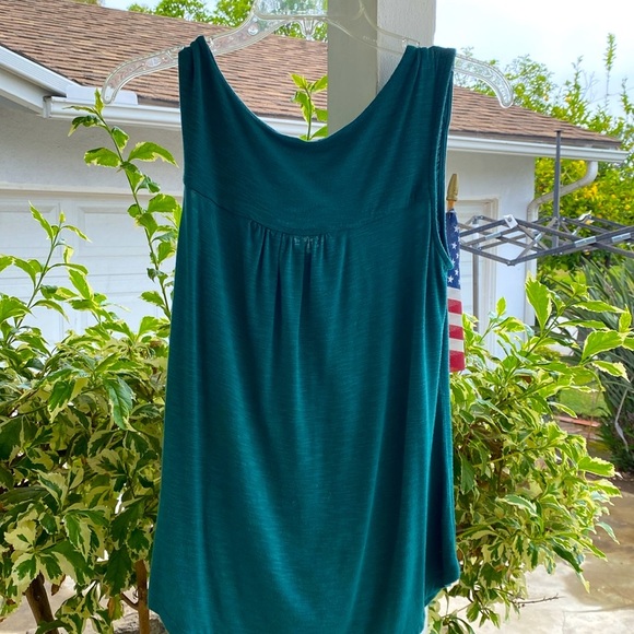 HALOGEN GREEN DRAPE NECK SLEEVELESS TANK TOP PLEATED Sz S GUC - Picture 4 of 10